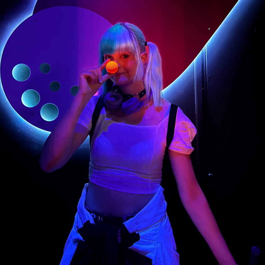 HG-22 - Hohtogolf Juhli ikimuistoisia hetkiä hohtominigolfin parissa.